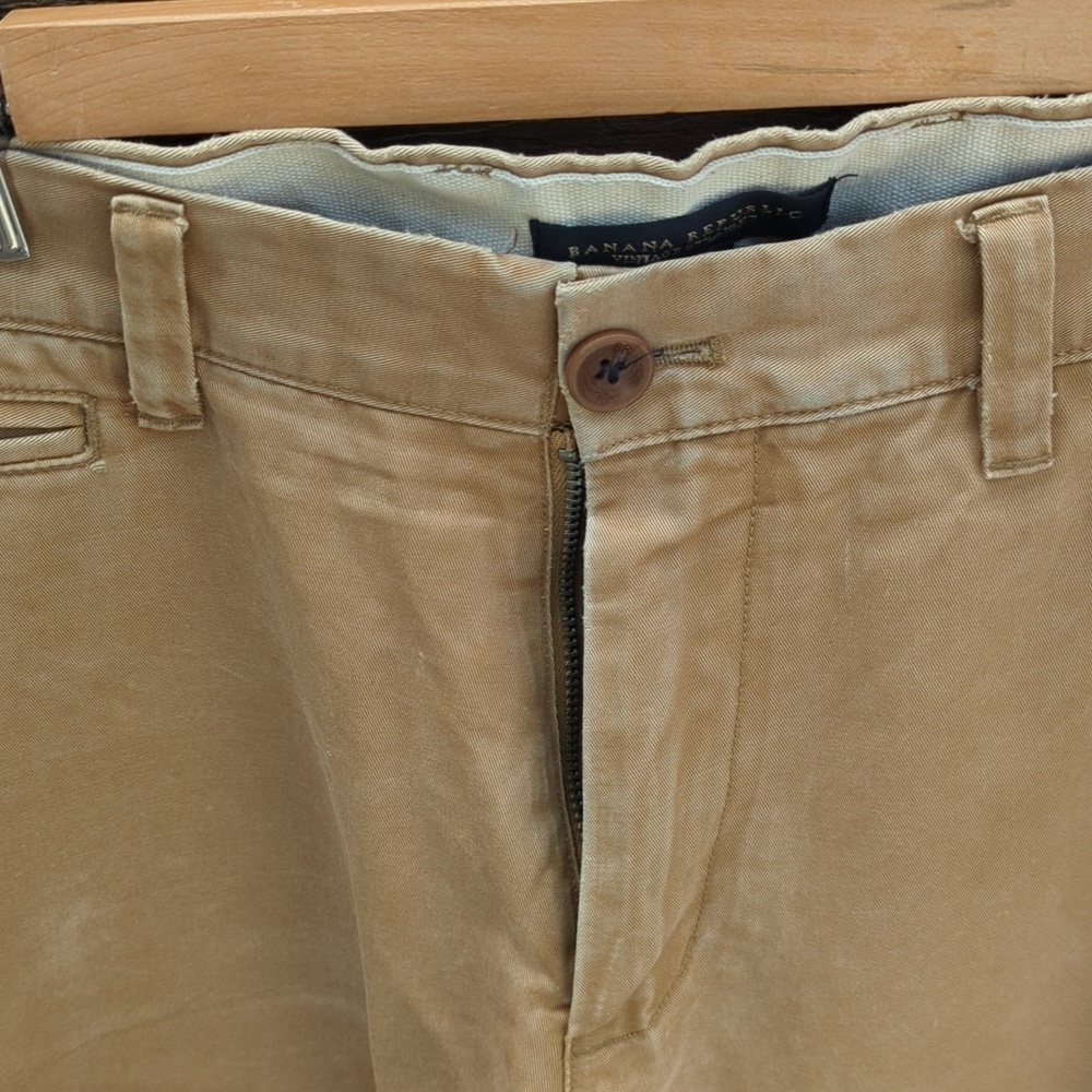 Men's Banana Republic Vintage StraightFaded Beige Pants - 32x32 - Good Condition - Picture 2 of 6